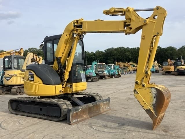 MINI EXCAVATOR — Auction (lot 8451-582)
