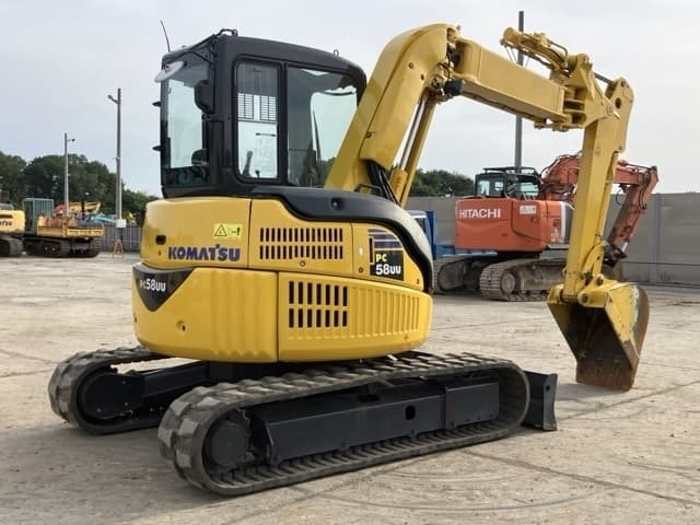 MINI EXCAVATOR — Auction (lot 8451-582)