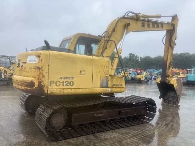 EXCAVATOR — Auction (lot 8451-62)