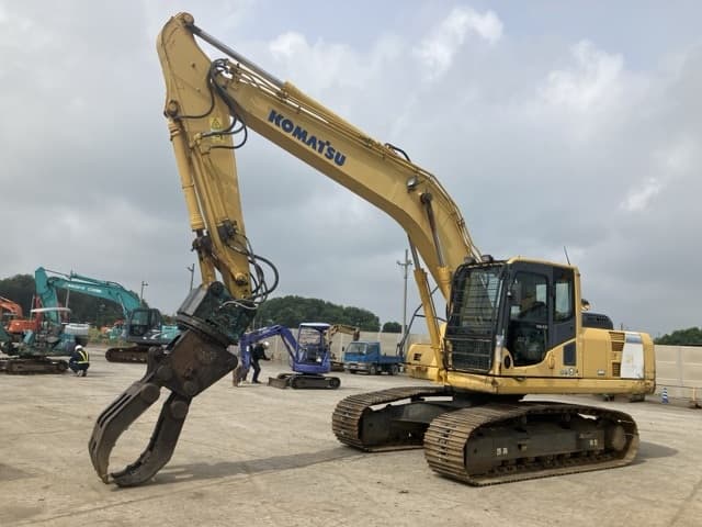 EXCAVATOR — Auction (lot 8451-7)