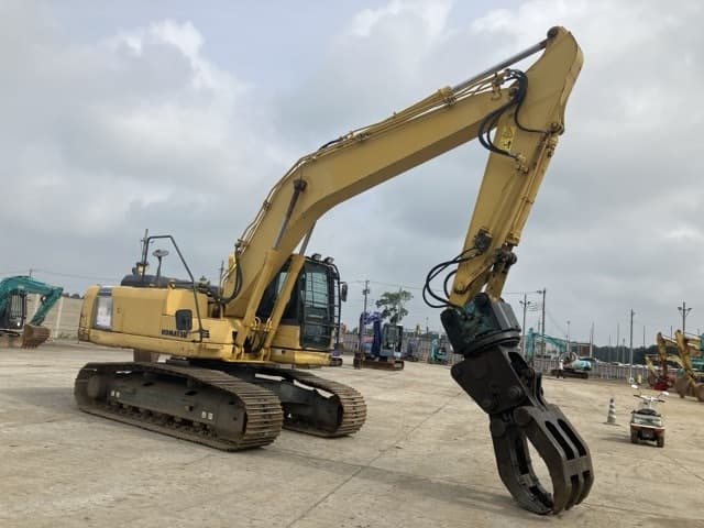 EXCAVATOR — Auction (lot 8451-7)