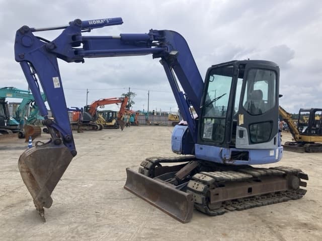 EXCAVATOR — Auction (lot 8451-71)