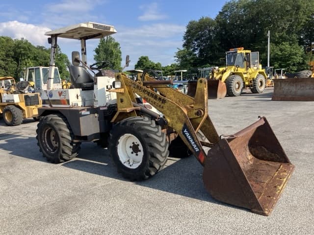 MINI WHEEL LOADER — Auction (lot 8451-73)