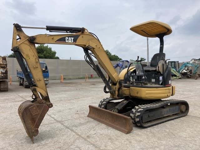 MINI EXCAVATOR — Auction (lot 8451-8)