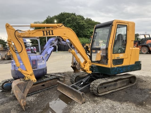 MINI EXCAVATOR — Auction (lot 8451-805)