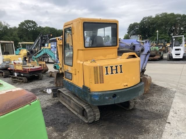 MINI EXCAVATOR — Auction (lot 8451-805)