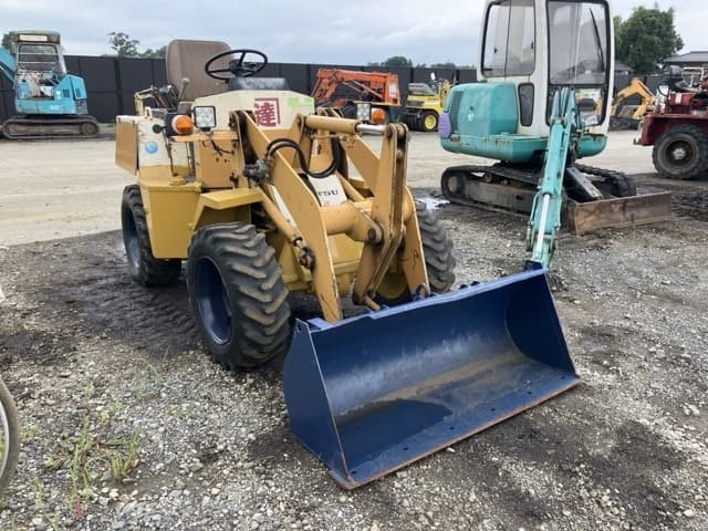 MINI WHEEL LOADER — Auction (lot 8451-806)