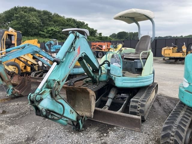 MINI EXCAVATOR — Auction (lot 8451-807)