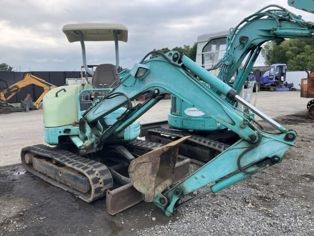 MINI EXCAVATOR — Auction (lot 8451-807)