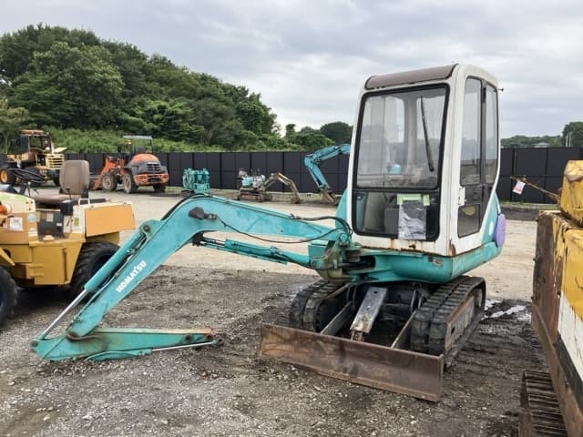 MINI EXCAVATOR — Auction (lot 8451-809)