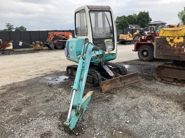 MINI EXCAVATOR — Auction (lot 8451-809)