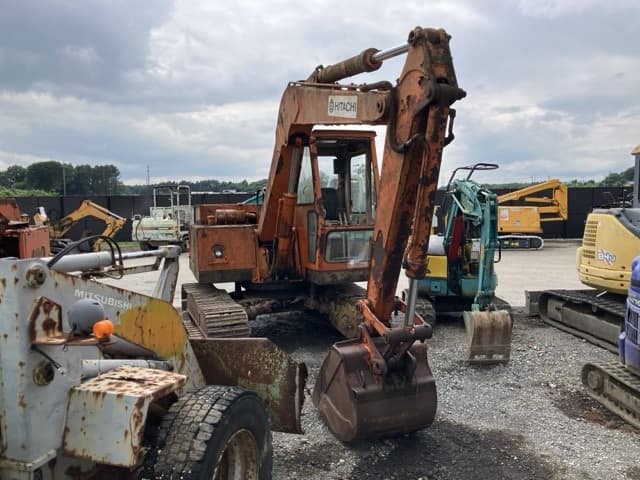 EXCAVATOR — Auction (lot 8451-816)
