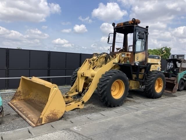 WHEEL LOADER — Auction (lot 8451-828)