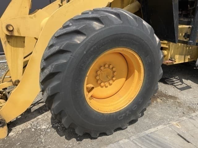 WHEEL LOADER — Auction (lot 8451-828)