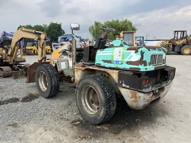 MINI WHEEL LOADER — Auction (lot 8451-831)