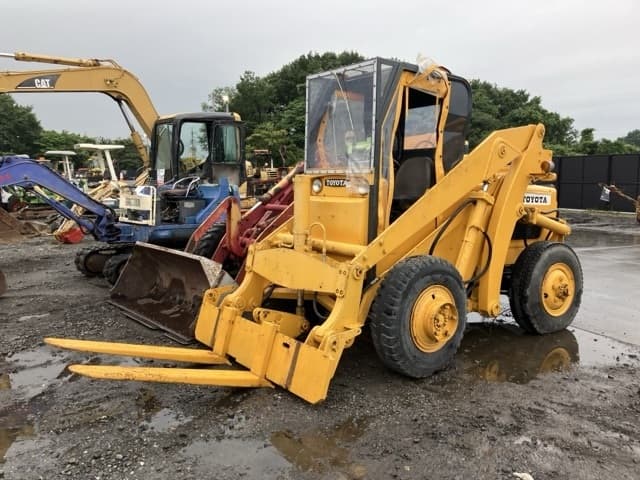 SHOVEL LOADER — Auction (lot 8451-832)