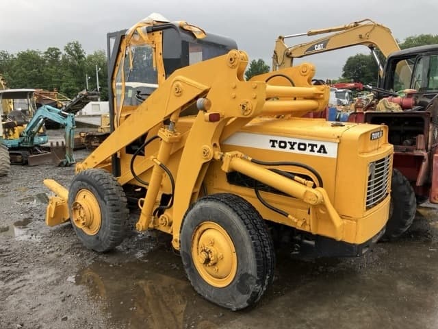 SHOVEL LOADER — Auction (lot 8451-832)