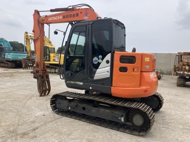EXCAVATOR — Auction (lot 8451-85)