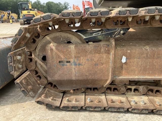 EXCAVATOR — Auction (lot 8451-9)