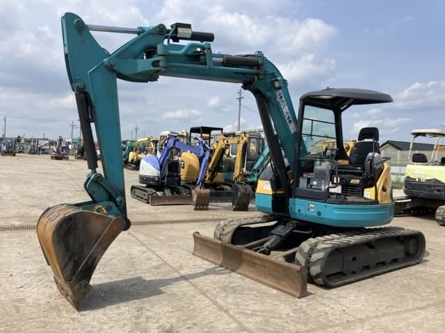 MINI EXCAVATOR — Auction (lot 8451-90)