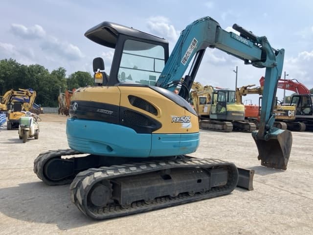 MINI EXCAVATOR — Auction (lot 8451-90)