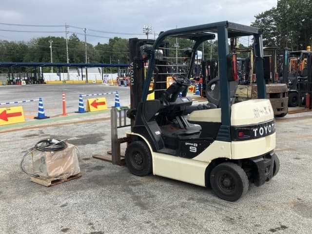 Battery Forklift — Auction (lot 8451-9001)