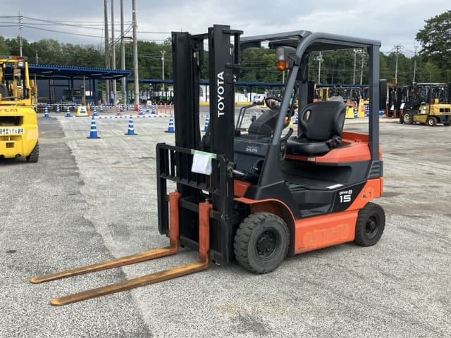 Battery Forklift — Auction (lot 8451-9002)