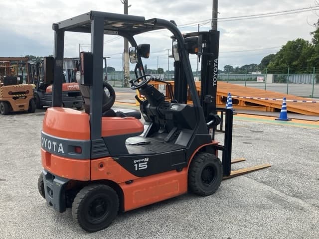 Battery Forklift — Auction (lot 8451-9002)