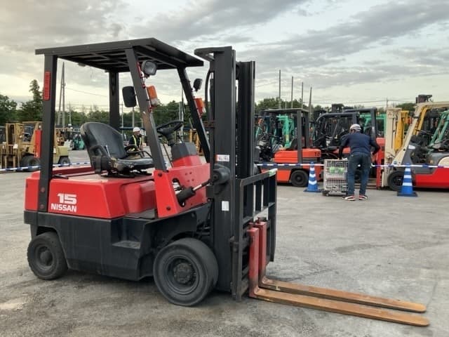Forklift — Auction (lot 8451-9004)