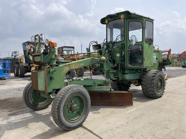 Grader — Auction (lot 8451-95)