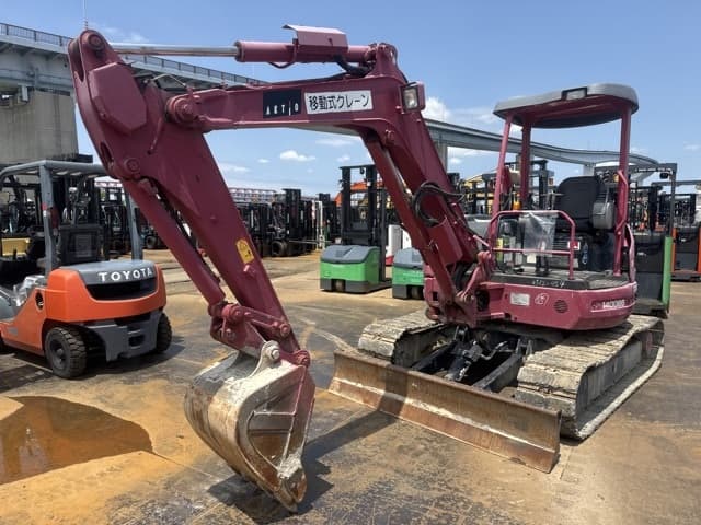 MINI EXCAVATOR — Auction (lot 8456-10002)