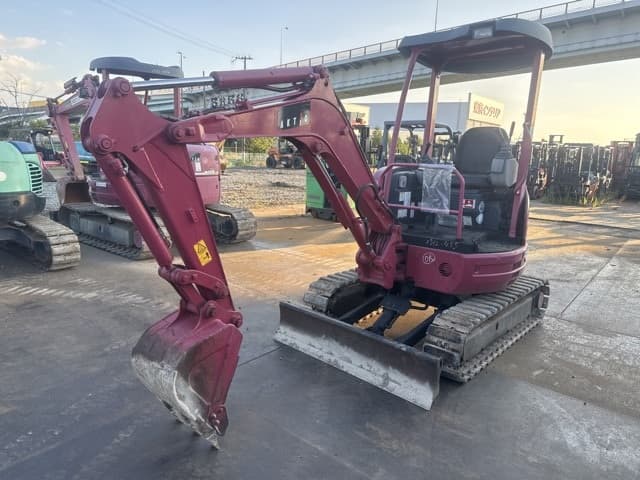 MINI EXCAVATOR — Auction (lot 8456-10004)