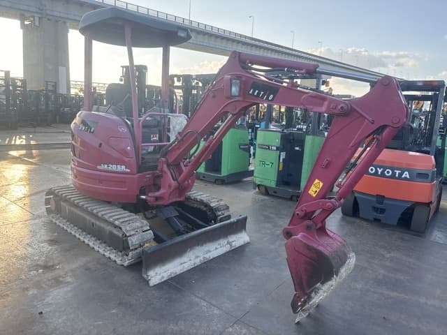 MINI EXCAVATOR — Auction (lot 8456-10004)