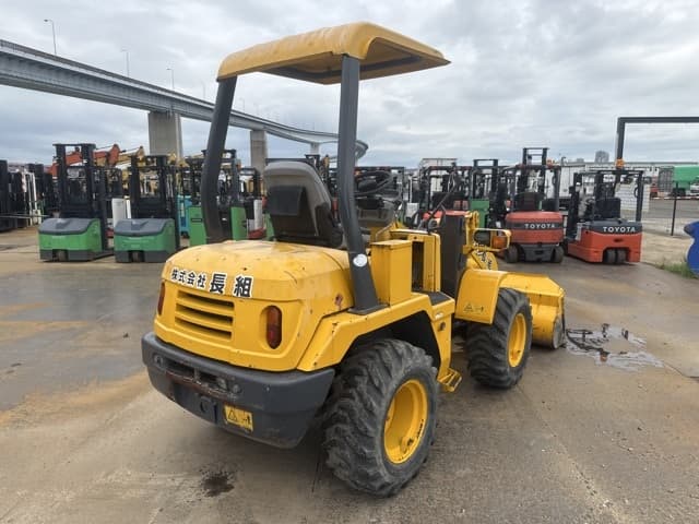 MINI WHEEL LOADER — Auction (lot 8456-10005)