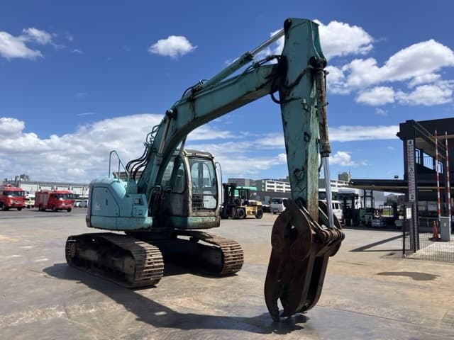 EXCAVATOR — Auction (lot 8456-10007)