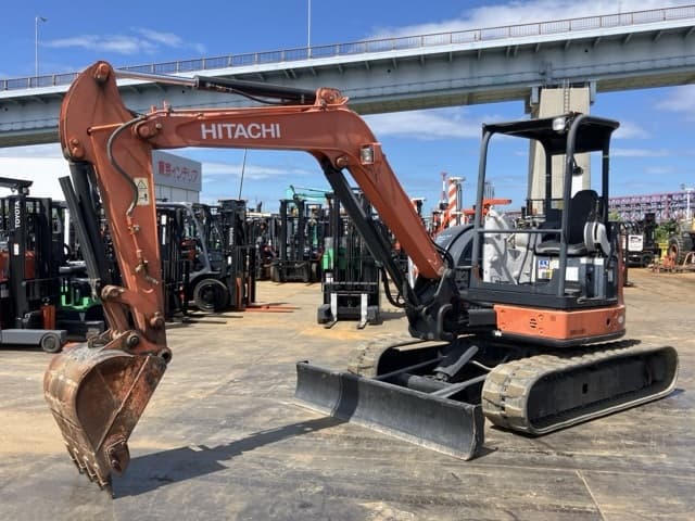 MINI EXCAVATOR — Auction (lot 8456-10008)