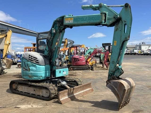 MINI EXCAVATOR — Auction (lot 8456-10009)