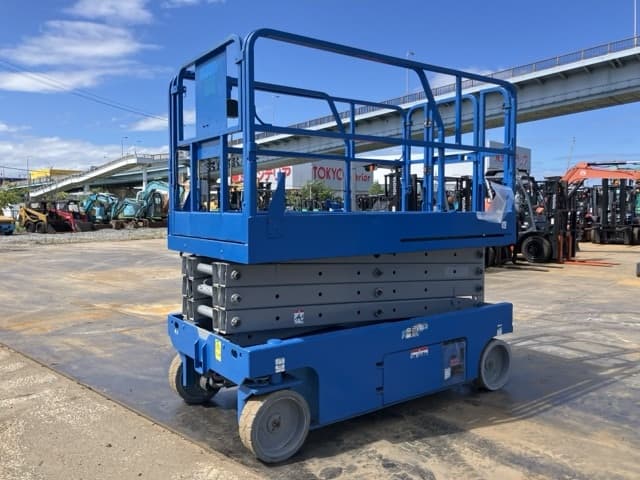 AERIAL WORK PLATFORM — Auction (lot 8456-10011)