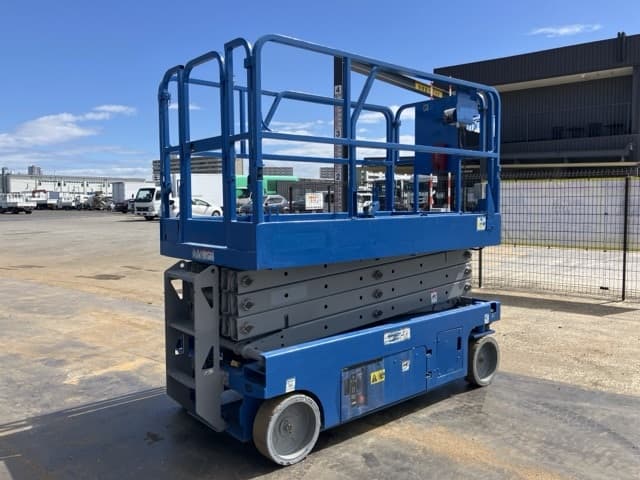 AERIAL WORK PLATFORM — Auction (lot 8456-10011)