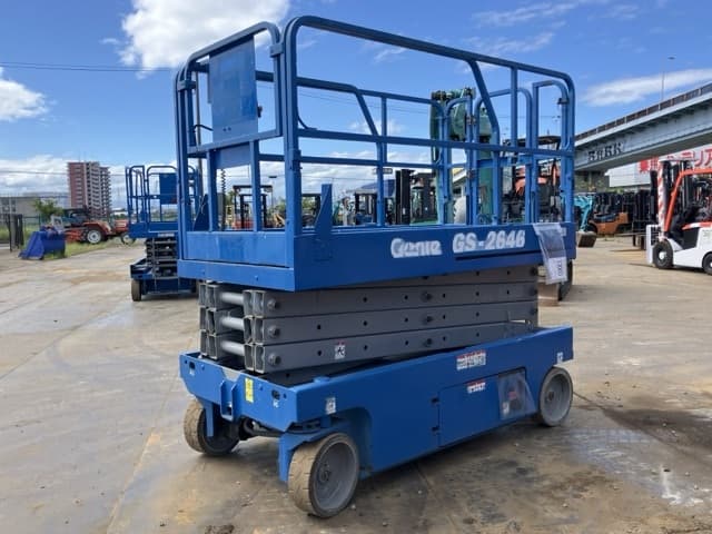 AERIAL WORK PLATFORM — Auction (lot 8456-10012)