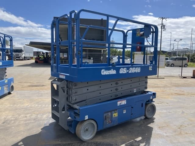 AERIAL WORK PLATFORM — Auction (lot 8456-10013)