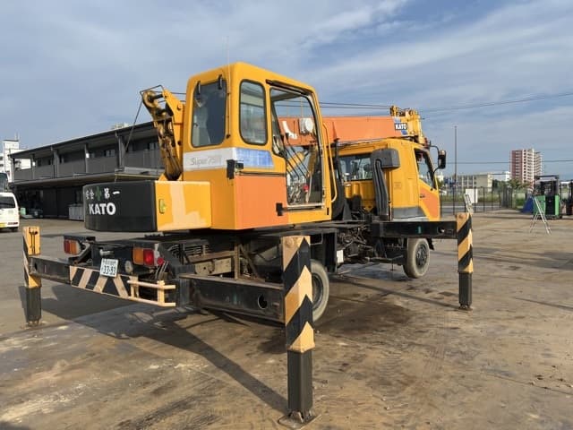 Truck Crane — Auction (lot 8456-10016)