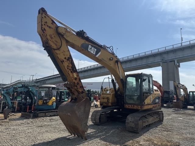 EXCAVATOR — Auction (lot 8456-10017)