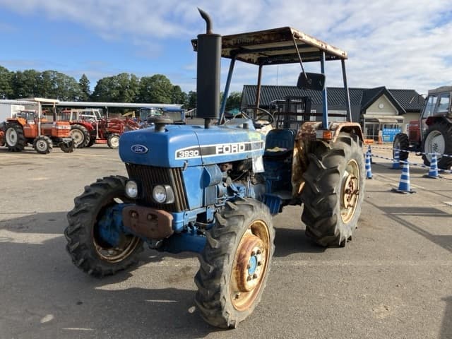 Tractor — Auction (lot 8456-1003)