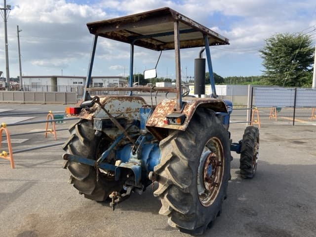 Tractor — Auction (lot 8456-1003)