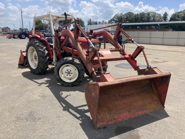 Tractor — Auction (lot 8456-1004)