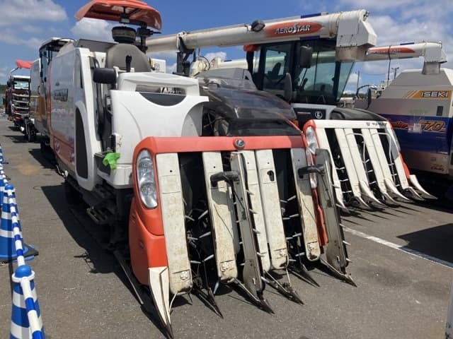 Combine — Auction (lot 8456-1007)