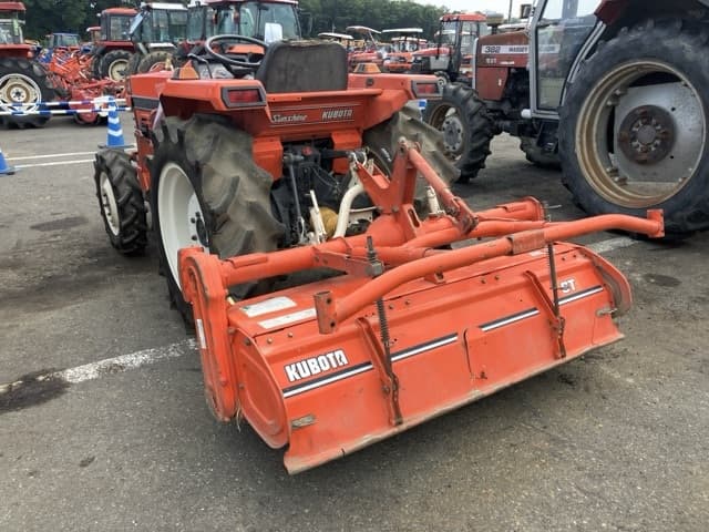 Tractor — Auction (lot 8456-1008)