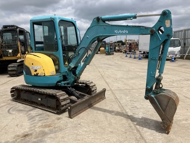 MINI EXCAVATOR — Auction (lot 8456-101)