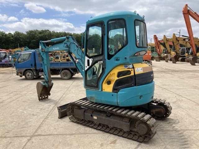 MINI EXCAVATOR — Auction (lot 8456-101)